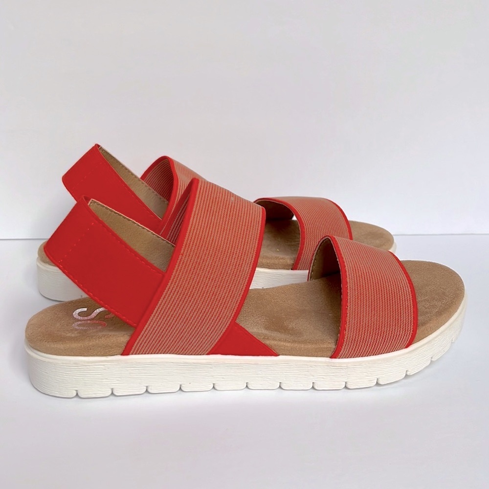 Brand new SO strap’s sandal by kohls